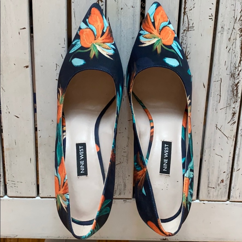 NINE WEST WOMENS EZRA PUMP - FLORAL